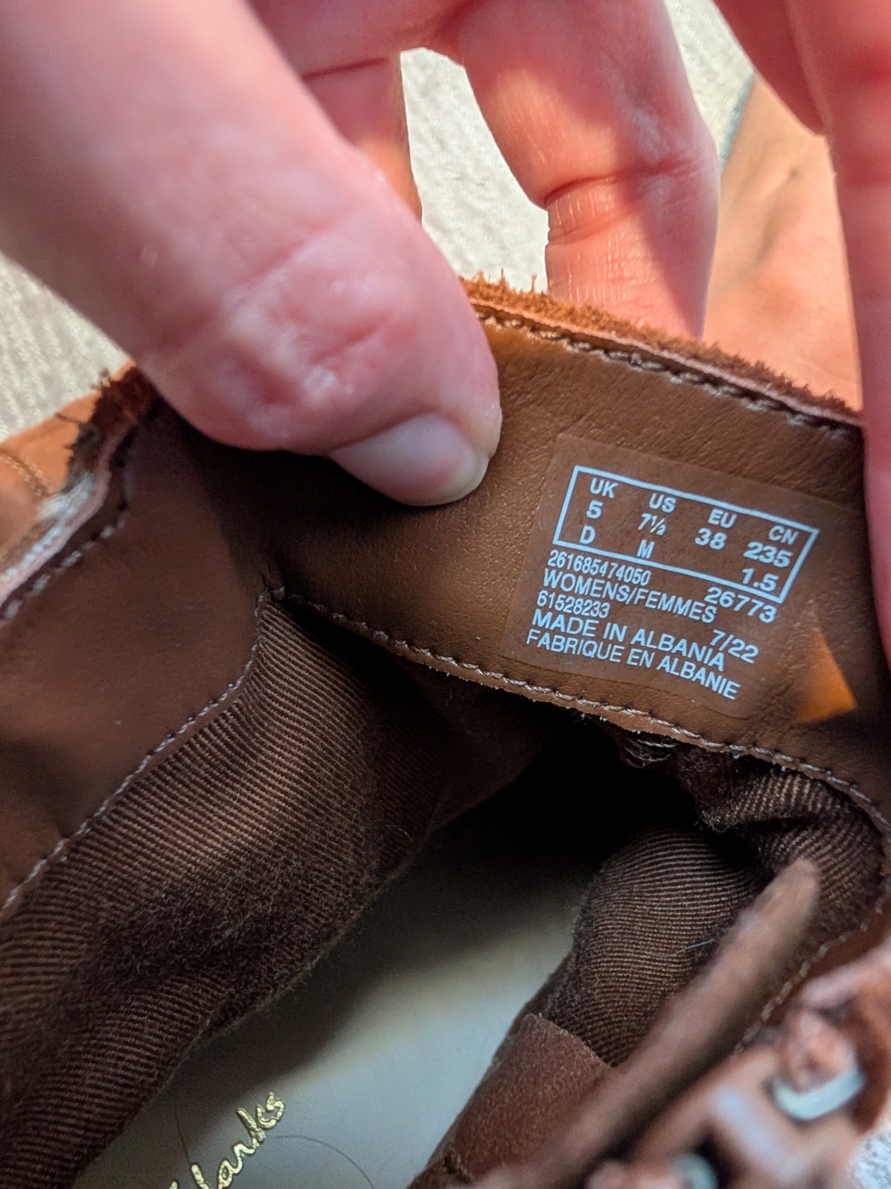 NWOT Women's Clarks Mocassin Style Boots - Picture 8 of 8